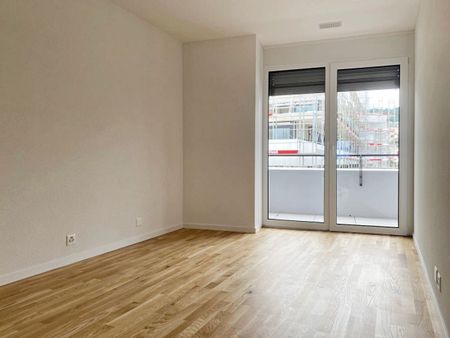 Splendid 3.5p of new standing with breathtaking views of the lake - Photo 3