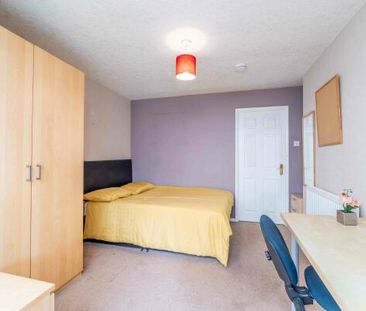 35 Eastfield Crescent - Photo 6