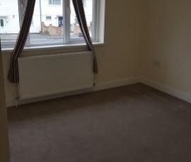 5 bedroom terraced house to rent - Photo 1