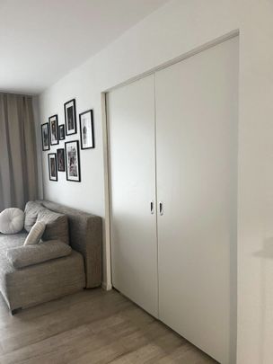 Hochwertige 2-Zimmerwohnung mit Terrasse, Gartenanteil und optimaler Gebäudetechnik in verkehrsgünstiger Lage! - Photo 1