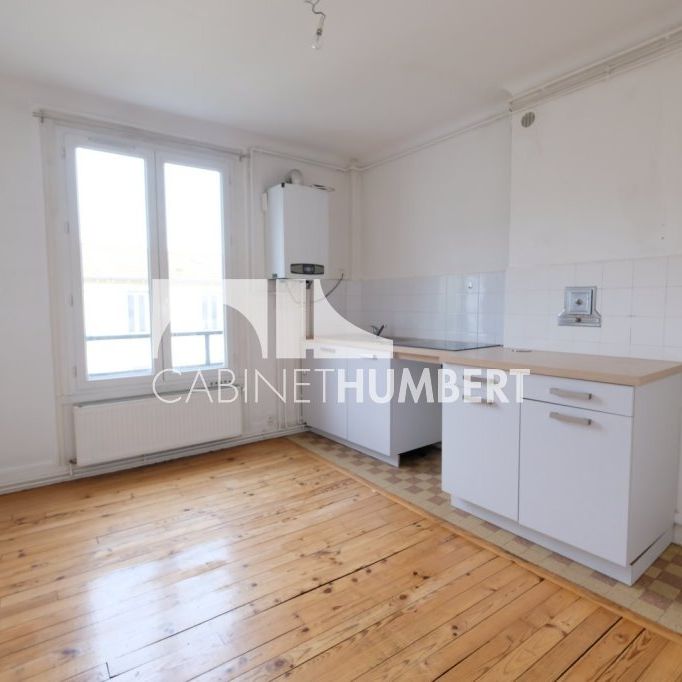 Location Appartement 1 pièce 31m² ST ETIENNE 42000 - Photo 1