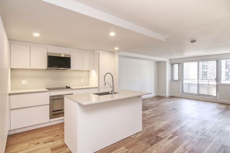 3460 Peel Street - Photo 5