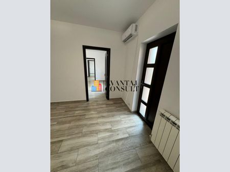 Casa singur curte nemobilata Stefan cel Mare - Fotografie 3