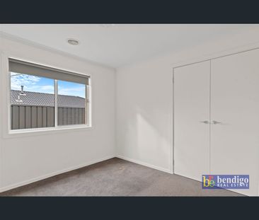 94A Andrew Street, White Hills, Vic 3550 - Photo 5