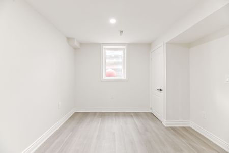 For Lease - 4 Lawnview Court, Brampton, Ontario - Photo 5