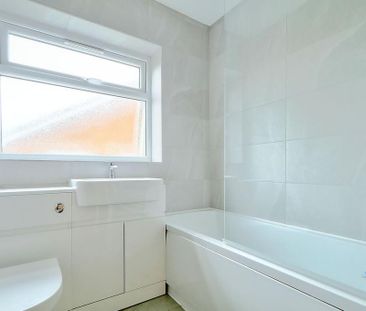 2 bedroom semi-detached bungalow to rent - Photo 5