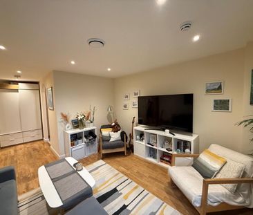 2 bedroom apartment to rent - Photo 2