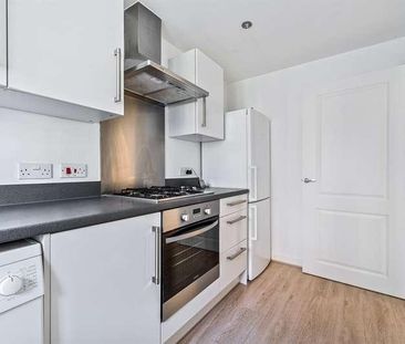 Whitley Rise, Reading, RG2 - Photo 5