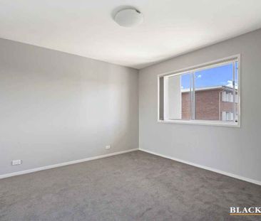 Refreshed & Full of Character | Spacious One Bedroom Apartment - Photo 1