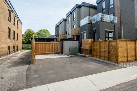 For Lease - 27 Thornton Avenue, Toronto, Ontario - Photo 3