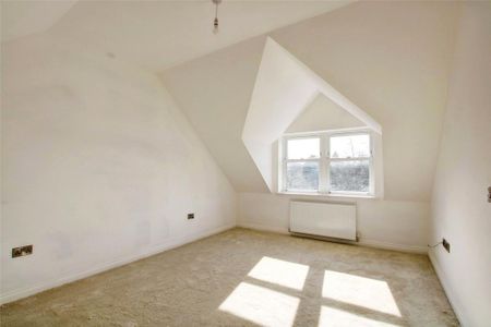 3 bedroom detached house to rent - Photo 4