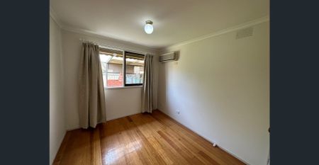 Full of Family Comfort! - Photo 4