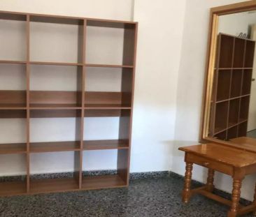 Room in a shared 4-bedroom apartment for rent in Murcia, perfect fo... - Foto 2
