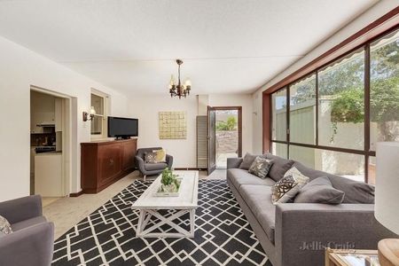 12 Maple Crescent, Camberwell - Photo 5