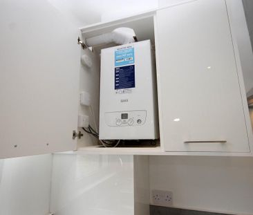 2 bedroom terraced house to rent - Photo 5