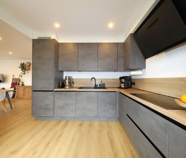 Appartement te huur - Photo 1