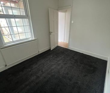 Room in a Shared Flat, Odessa Road, E7 - Photo 3