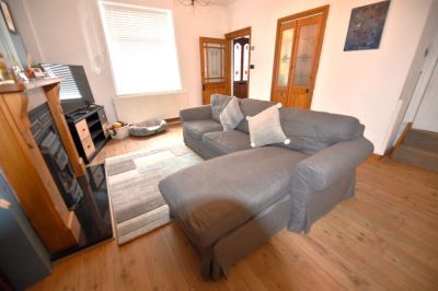 2 bedroom House in Capel Street, Calverley - Photo 2