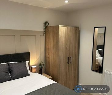 1 bedroom in a house share to rent - Photo 4