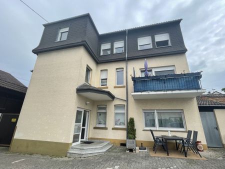 GEMÜTLICHE 1-ZIMMER-WOHNUNG MIT STELLPLATZ IN DELKENHEIM - Photo 5