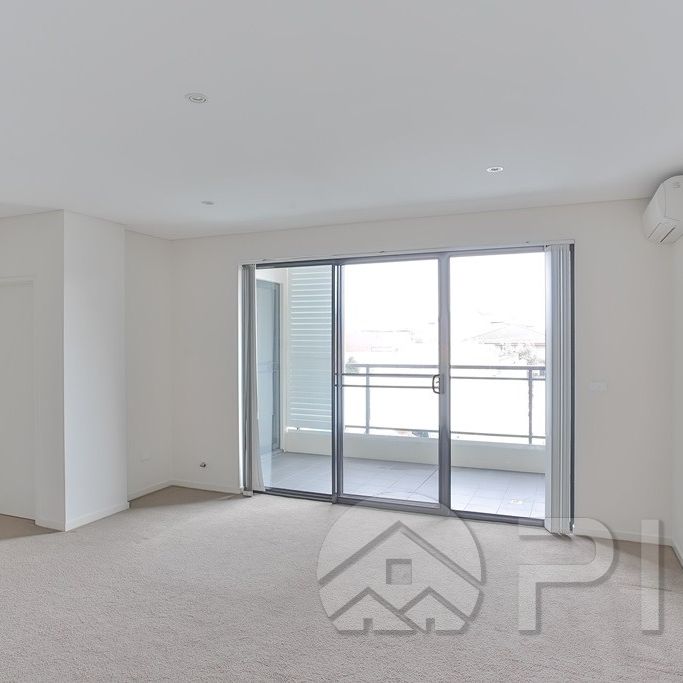 10/13-15 Kleins Road Northmead - Photo 1