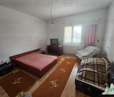 Vila spatioasa 525metri totali de inchiriat in centru Bolint - Fotografie 3