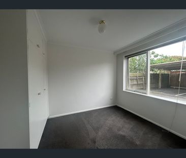 5/11 Truganini Road, Carnegie, Vic 3163 - Photo 4