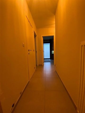 Appartement te huur - Photo 2