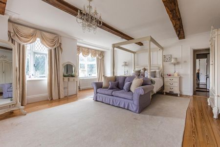 9 bedroom manor house to rent - Photo 5