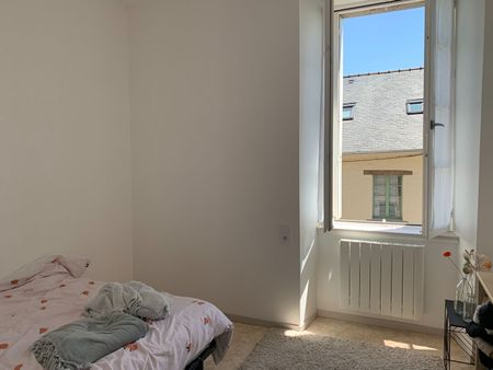 Location Appartement 2 pièces 36m² DOL DE BRETAGNE 35120 - Photo 3