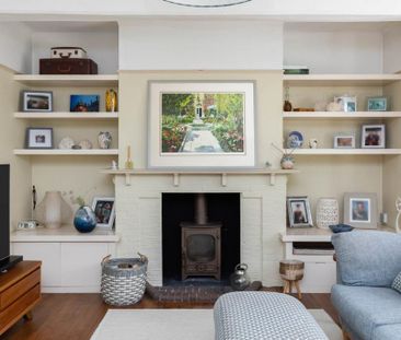 4 bedroom detached house to rent - Photo 3