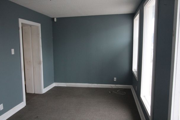 For Lease - 413 Eldon Road Unit# 2, Kawartha Lakes, Ontario - Photo 1