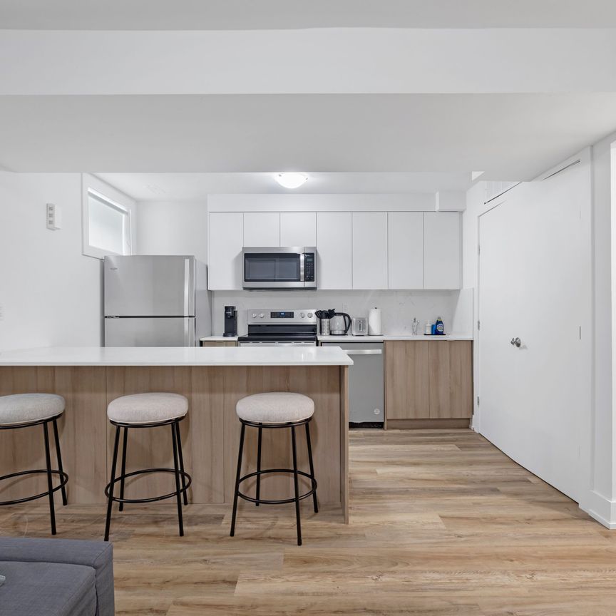 For Lease - 449 Lansdowne Avenue Unit# C, Toronto, Ontario - Photo 1