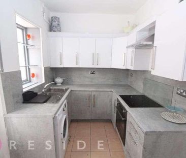 Smithy Bridge, Hollingworth Lake, Littleborough, OL15 - Photo 1