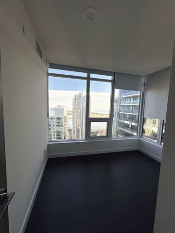 For Lease - 1 Concord Cityplace Way Unit# 4610, Toronto, Ontario - Photo 3