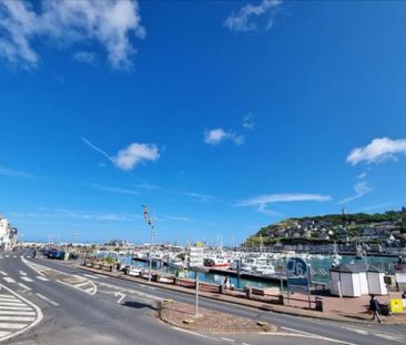 Sur les Quais, Pleine vue Port, Appartement de Type 3 en duplex MEUBLE - Photo 2