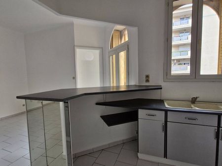 Location appartement 2 pièces 44.01 m² à Toulon (83100) - Photo 2