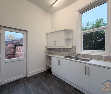 1 bedroom semi-detached bungalow to rent - Photo 6