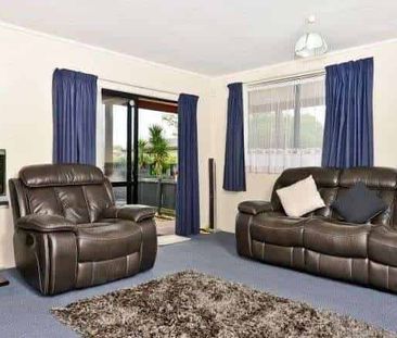 Charming 3BR Family Home in Nawton - Photo 1