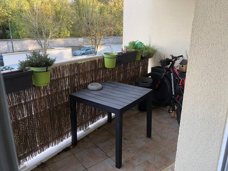 Location Appartement 2 pièces 49m² - Photo 2