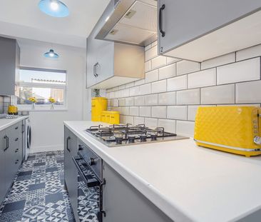 Newly Renovated En-Suite Double Room | Ground Floor | All Bills Inc... - Photo 2