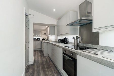 1 bedroom house to rent - Photo 2