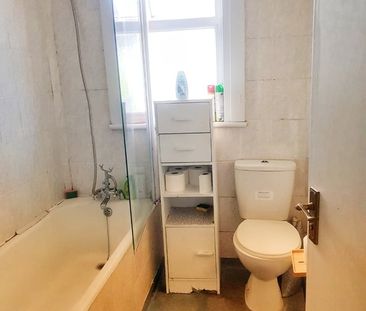 Room in a Shared House, Solway, N22 - Photo 6