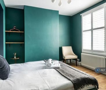 4 bedroom terraced house to rent - Photo 4