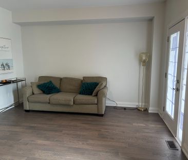 For Lease - 113 Seguin Street, Richmond Hill, Ontario - Photo 1