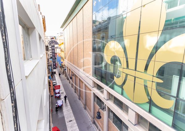 Flat for rent with Terrace in San Francesc (Valencia)