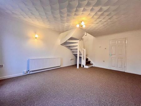 2 bedroom semi-detached house to rent - Photo 3