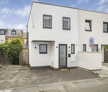 2 bedroom semi-detached house to rent - Photo 6