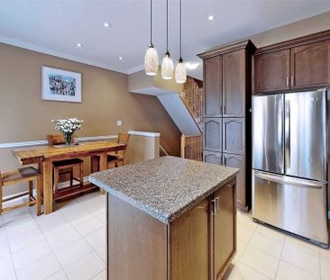 For Lease - 21 Cedar Lake Crescent, Brampton, Ontario - Photo 1