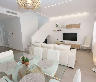 3 room luxury Villa for rent in Pilar de la Horadada, Spain - Photo 3